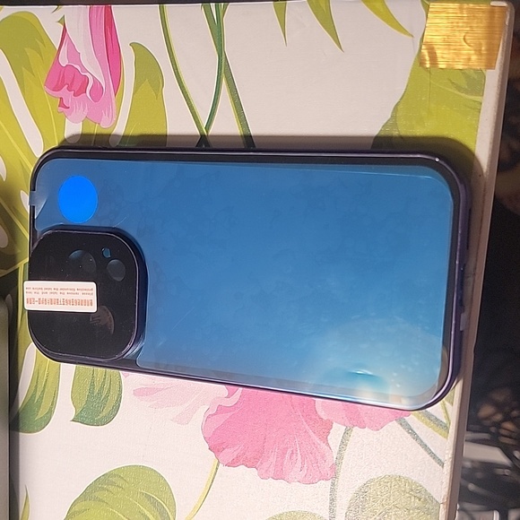 IPhone 14 pro magnetic case - Picture 8 of 11